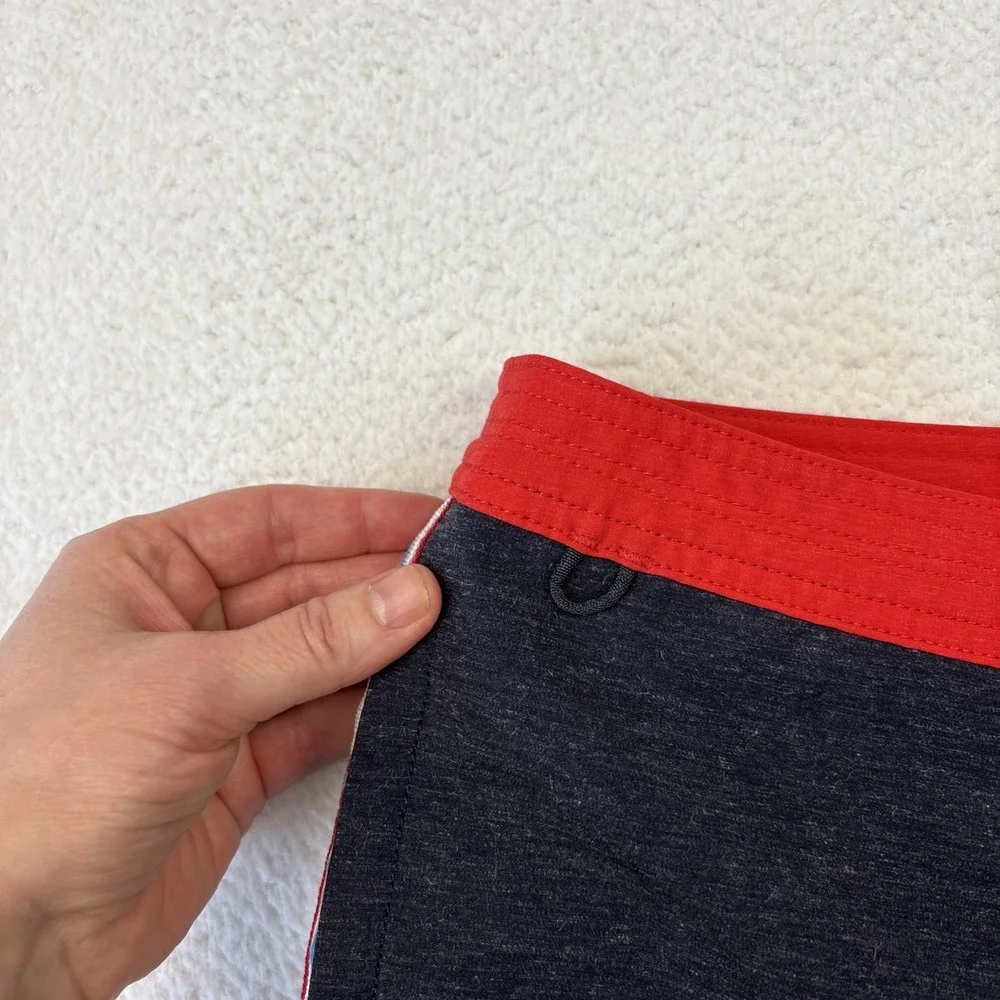 Roark lined fabric tag